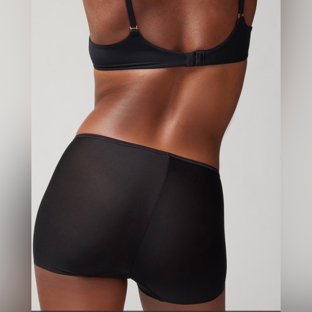 NWT Soma vanishing edge boyshorts